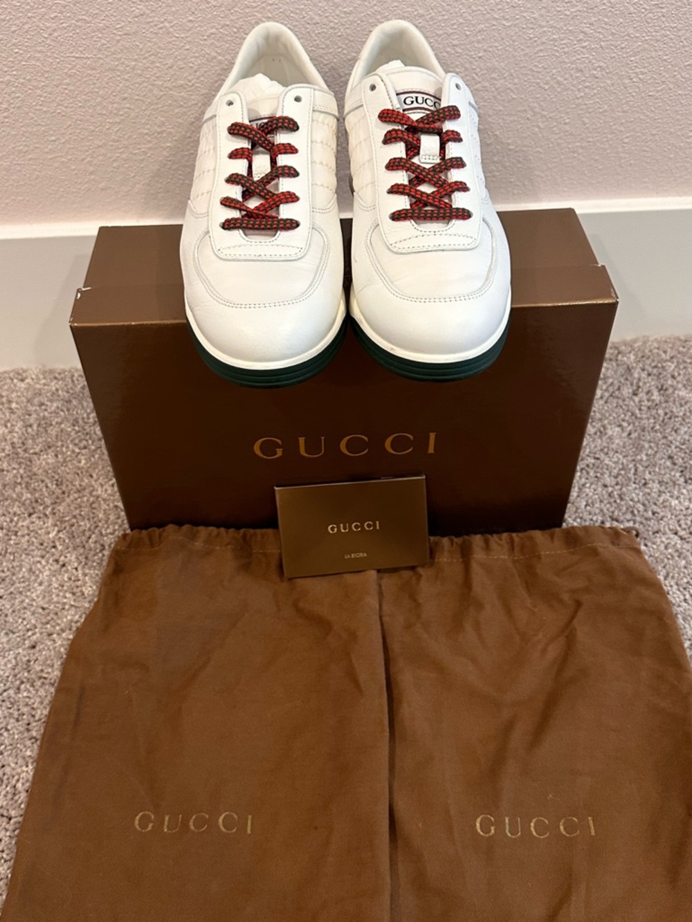 EXTREMELY RARE..GUCCI TENNIS 84 SNEAKERS…Size 38